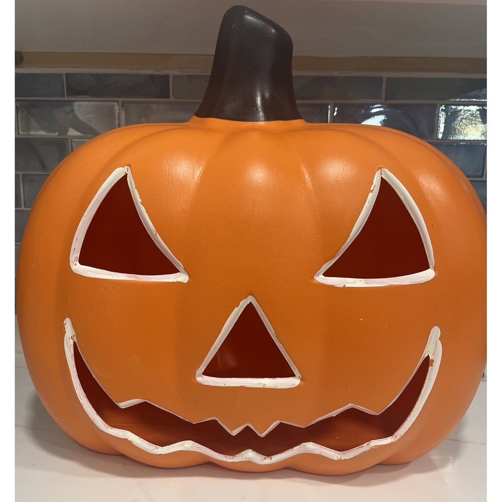 Vintage Large Gemmy Halloween‎ Pumpkin Jack O' Lantern Light Up Blow Mold   17"